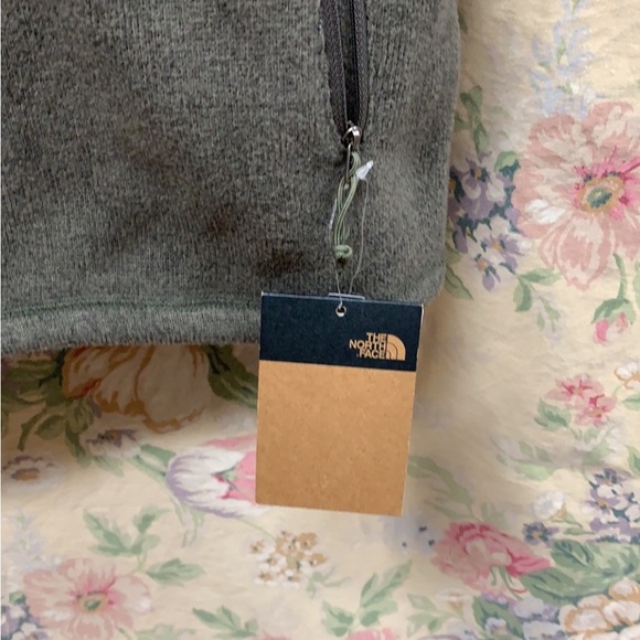 The North Face Men's Gordon Lyons Vest - Picture 9 of 13